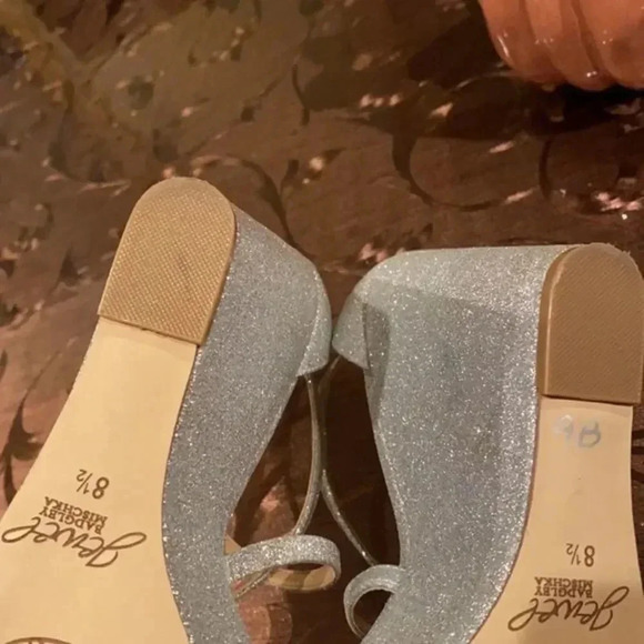 Badgley Mischka Silver Wedges - Picture 5 of 10